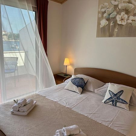 Apartments Marija Lastovo Екстериор снимка