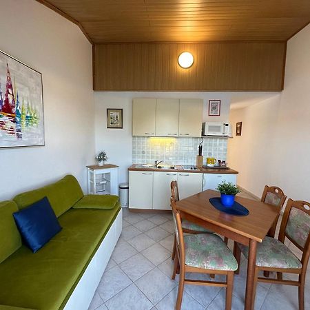 Apartments Marija Lastovo Екстериор снимка