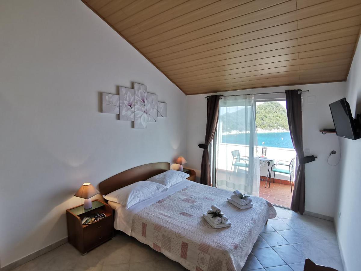 Apartments Marija Lastovo Екстериор снимка