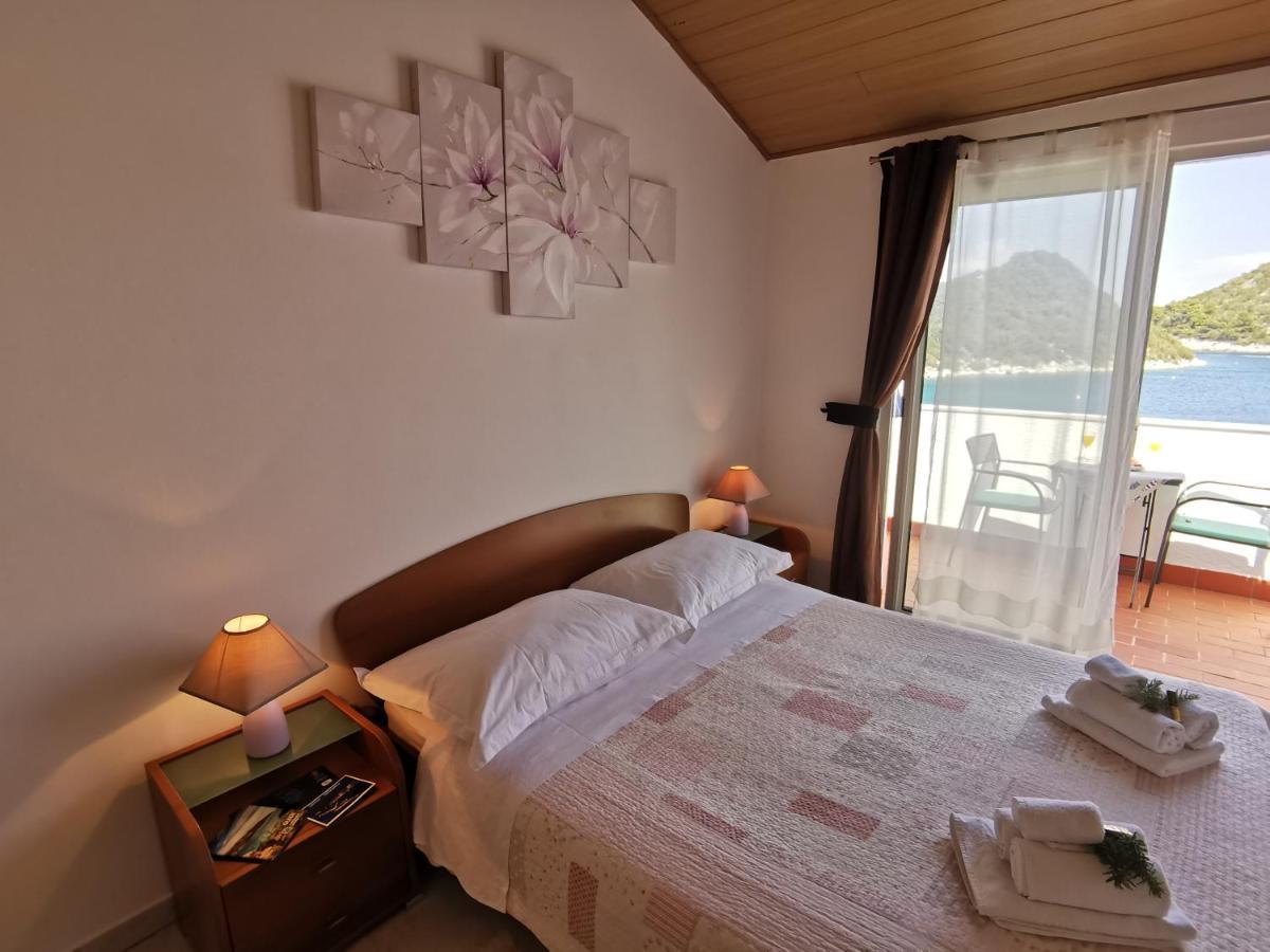 Apartments Marija Lastovo Екстериор снимка