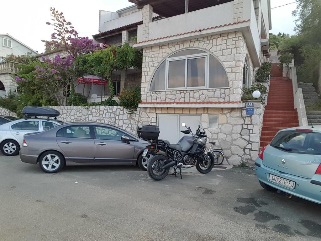 Apartments Marija Lastovo Екстериор снимка