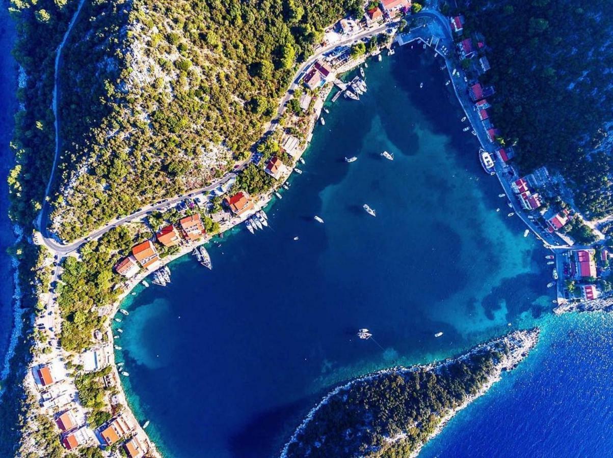 Apartments Marija Lastovo Екстериор снимка