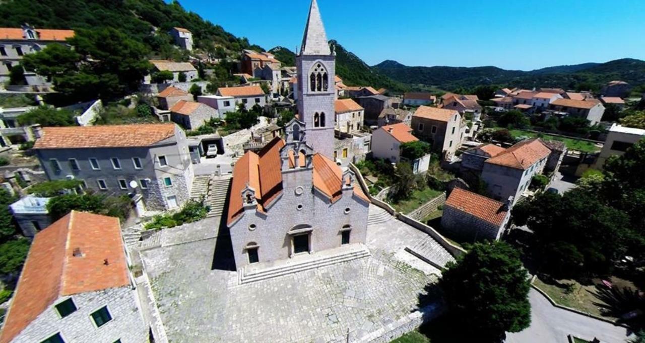Apartments Marija Lastovo Екстериор снимка